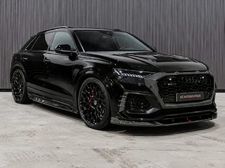 Audi Q8 4.0 TFSI RSQ8 Quattro / Urban Carbon / Akrapovic / Pano