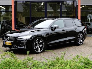 Volvo V60 2.0 T6 AWD R-DESIGN WINTERPACK/CAMERA