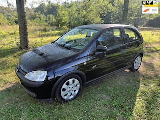 Opel Corsa 1.2-16V Comfort Nieuwe APK bij aflevering