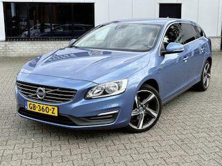 Volvo V60 1.6 T3 Momentum EX BPM EXPORT NAV CRUISE TREKHAAK