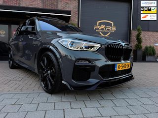 BMW X5 XDrive45e High Executive + M Performance Dravitgrau Laserlight Sky Lounge Panoramadak Body kit Bom Volle!!