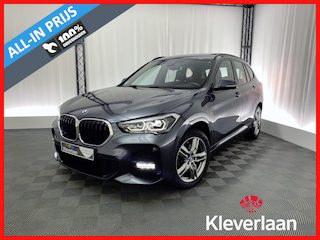 BMW X1 xDrive20i Executive | M-Sport | Pano dak | Camera | Navi | Headup | Parkassist | Elektr. achterklep | LED