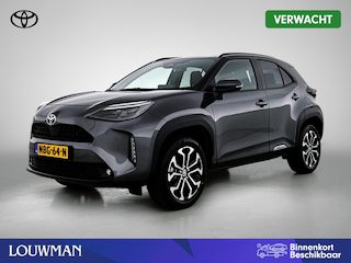 Toyota Yaris Cross 1.5 Hybrid 115 First Edition Comfort Pack | BTW Voertuig | Stoel+stuurverwarming | Dodehoek detectie | Parkeersensoren voor+achter | Navigatie | Apple CarPlay/Android auto | Climate Control | Cruise Control Adaptive |