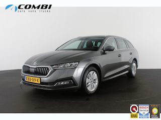 Skoda Octavia Combi 1.0 TSI Business Edition > Trekhaak/Camera/Stoelverwarming/Graphite Grey Metallic