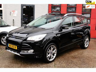Ford Kuga 1.5 Titanium Styling Pack, PANO, NAVI, PDC , LEDER