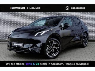Lynk & Co 02 More 66 kWh | Klimaat warmtepomp | 445 km elektrisch bereik | Adaptive Cruise Control | Panoramadak | Harman Kardon Premium Audio Systeem | 360 graden camera | Dodehoekdetectie | Stoel/Stuurverwarming | Apple CarPlay/Android Auto | 20"LM-velgen | Elektrisch bedienbare voorstoelen met geheugenfunctie | Elektrisch bedienbare achterklep |