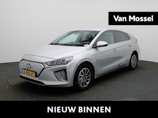 Hyundai Ioniq Comfort EV 38 kWh | Automaat | Parkeer sensoren | Virtual cockpit | Cruise control | Climate control | Navigatie | DAB | LED | Bluetooth | Sfeer verlichting | Stoel verwarming | Camera