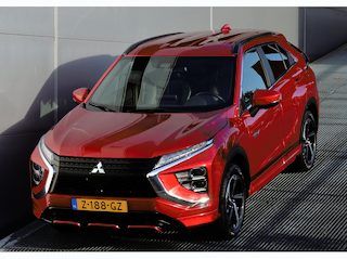 Mitsubishi Eclipse Cross PHEV 2.4 EXECUTIVE 4WD | PLUG IN HYBRID | SoH 84% | V2H | ADAPTIEF CRUISE | ALL SEASON BANDEN | TREKHAAK 1500 KG | DODEHOEK ASSISTENT | 360 CAMERA | FABRIEKSGARANTIE TOT 18-08-2030* | NP € 48.616,- | ALL IN RIJKLAA