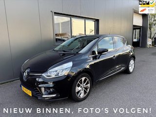 Renault Clio TCe 90 Limited / Navigatie / Parkeersensoren achter!