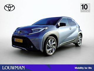 Toyota Aygo 1.0 VVT-i S-CVT Envy | Climate Control | Cruise Control | LED verlichting | Parkeersensoren voor+achter | Navigatie | Apple CarPlay/Android Auto | Draadloze telefoonlader |