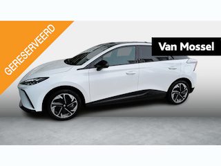 MG 4 64kWh Luxury Long Range | 1e-EIG | WLTP 435 KM | Navi | Stoel + Stuur Verwarming | ACC | ECC | 360° Cam | DAB | 17"LMV | Warmtepomp |
