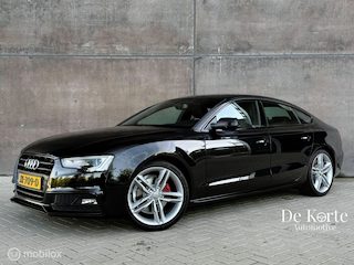Audi A5 Sportback 1.8TFSI 2016 | 3x S-Line | Half leder | Trekhaak afneembaar | Stoelverwarming voor en achter | Adaptief cruise | Isofix |