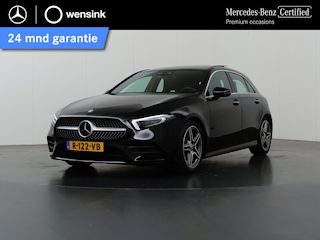 Mercedes-Benz A-klasse 180 Premium Plus | AMG | Panoramadak | Widescreen | Rijassistentiepakket | Stoelverwarming |