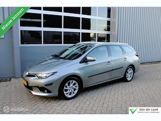 Toyota Auris Touring Sports 1.8 Hybrid Active | NL Auto Boekjes | Navigatie | Parkeersensoren achter.