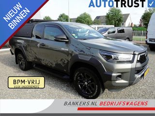 Toyota Hilux 2.8 D-4D 204PK Xtra Cab Invincible automaat Trekhaak 3.5T, zeer compleet
