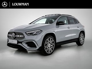 Mercedes-Benz GLA 250 e 140 Year Edition | Plus pakket | Parkeerpakket | Nightpakket | Panoramaschuifdak | | Sound system | 20” tien-dubbelspaaks AMG velgen | Warmtewerend, donkergetint glas |