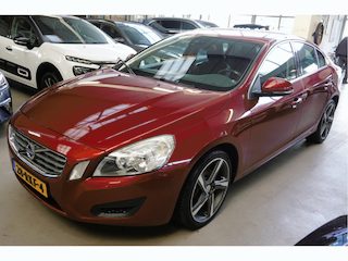 Volvo S60 1.6 DRIVe Momentum Navi - Distributieriem nieuw
