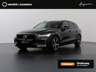 Volvo V60 2.0 T8 Plug-in hybrid AWD Ultra Dark | Trekhaak | 360 camera | Adaptieve cruise control | Panoramadak | HUD | Stoelverwarming V+A | Harman\Kardon | Memory stoelen |