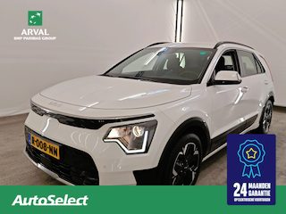 Kia Niro 64.8 kWh 204pk DynamicLine | SOH 100% | Nieuwe Model | Half Leder/Stof | CarPlay | ACC | Navi | Camera | PDC V + A |17