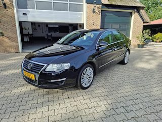 Volkswagen Passat 3.2 V6 Comflortline 4M