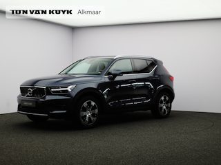Volvo XC40 1.5 T3 Inscription / Trekhaak / Stoelverwarming /Harman Kardon Audio / Cruise Control / Achteruitrijcamera / Leder / All Season Banden