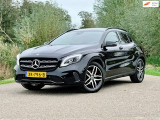 Mercedes-Benz GLA 180 Premium Plus Automaat Navi Camera clima Goed Onderhouden