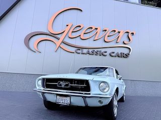 Ford Mustang Coupe