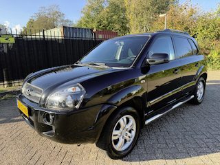 Hyundai Tucson 2.0i Style Clima/Cruise/Sidebars/Trekhaak