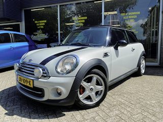 Mini Cooper 3-Deurs 1.6 D / AIRCO / LMV /