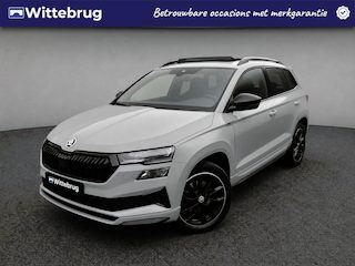 Skoda Karoq 1.5 TSI ACT 150pk Sportline DSG Automaat / Panorama schuifk dak / Led Matrix / LM 18 inch / Camera / Wegkl trekhaak