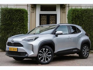 Toyota Yaris Cross 1.5 Hybrid Dynamic CAMERA | CARPLAY | KEYLESS | NIEUWE ALLSEASON BANDEN