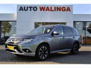 Mitsubishi Outlander 2.0 PHEV instyle Leer | Trekhaak | 360 Camera | 4wd | Standkachel |