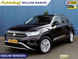 Volkswagen T-Roc 1.5 TSI 150PK! Life Edition TREKH.AFN | ADAPT.CRUISE | CARPLAY | STOELVERW | DIGI.DASHB | NAV | PDC