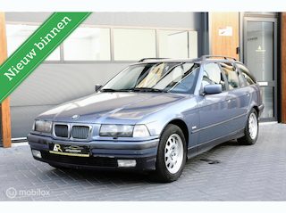 BMW 3-serie Touring 320i Sport Edition