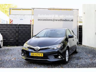 Toyota Auris 1.2T Dynamic