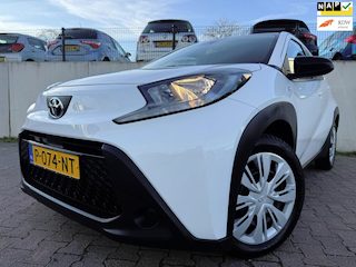 Toyota Aygo 1.0 VVT-i MT Play/CARPLAY/CRUISE/NL AUTO/CAMERA/1STE EIGENAAR/APK 10-2028/