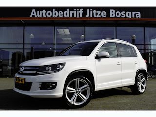 Volkswagen Tiguan 1.4 TSI R-Line ECC | Sportstoelen | Full Map Navi | Camera | Trekhaak | 19 Inch LMV