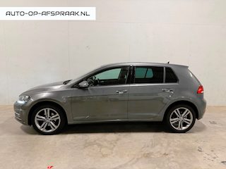 Volkswagen Golf 1.0 TSI Highline 5drs. Navi Airco Stoelv. APK NAP