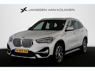 BMW X1 sDrive20i VDL Nedcar Edition Trekhaak Head-Up Sportstoelen Stoelverwarming Camera