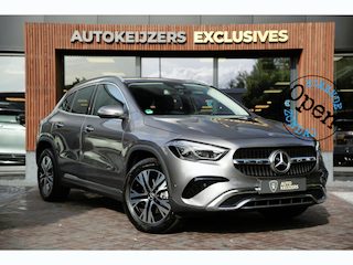 Mercedes-Benz GLA 180 Business Solution Luxury Stuurverwarming Multibeam LED Adapt. Cruise Trekhaak 18''LM