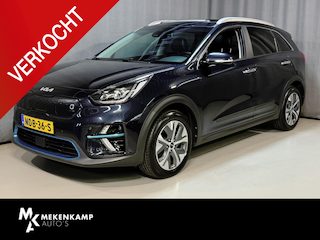 Kia Niro e-Niro ExecutiveLine 64 kWh 17"/SOH 100%/Leder + memory/Schuif-kanteldak/Stuur + stoelverwarming v+a + koeling v/Dodehoek/Keyless/Apple Carplay & Android Auto