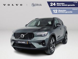 Volvo XC40 B4 Plus Dark | Panoramadak | 360° camera | Harman Kardon | Stoel- en stuurverwarming | Trekhaak