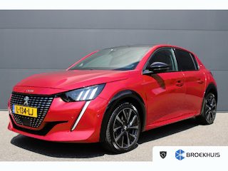 Peugeot 208 1.2 PureTech GT Pack | Navigatie | Camera | Stoelverwarming | Trekhaak | Alcantara | NL auto | Apple Carplay |