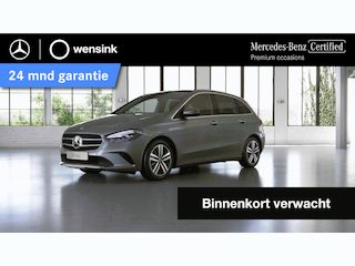Mercedes-Benz B-klasse 250 e Business Solution Luxury Limited | Trekhaak | Panoramadak | Multibeam | Achteruitrijcamera |