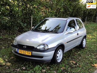 Opel Corsa 1.2i-16V Onyx, NL-auto met NAP