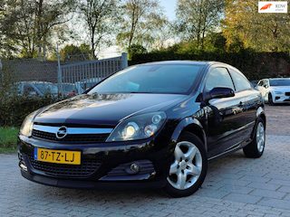 Opel Astra GTC 1.6 Business