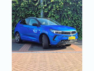 Opel Grandland GSe 1.6 Hybrid4 300 pk | 4x4 | Alcantara | ACC | Camera