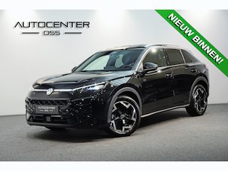 Volkswagen T-Roc 1.5 eTsi DSG R-Line | CAMERA | ACC | APPLE CARPLAY / ANDROID AUTO | KEYLESS |