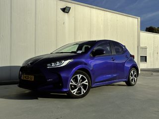 Toyota Yaris 1.5 Hybrid 115 First Edition Automaat | Navigatie | Achteruitrijcamera | Cruise control adaptief | Keyless | 16'' |