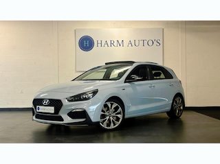 Hyundai i30 1.4 T-GDI N-Line 140pk Pano/ Navi /LED /CAM / PDC / Cruise